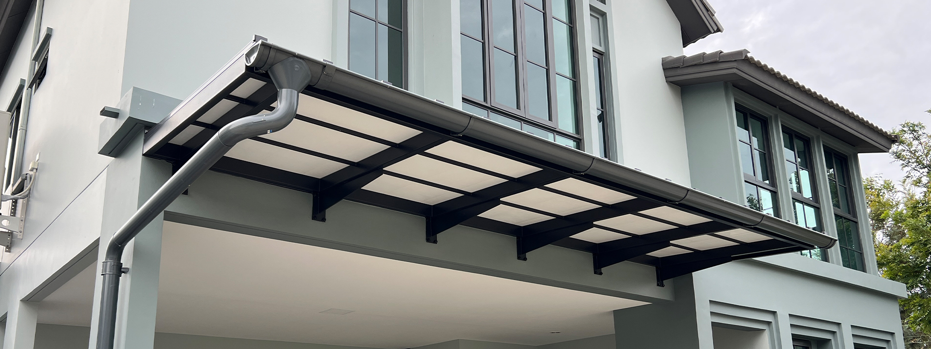 saransiri_กันสาด